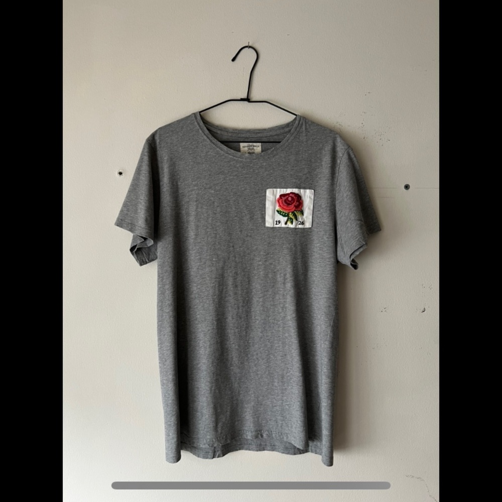 Kent & Curwen by David Beckham,crew neck T-shirt with flower embroidery patch